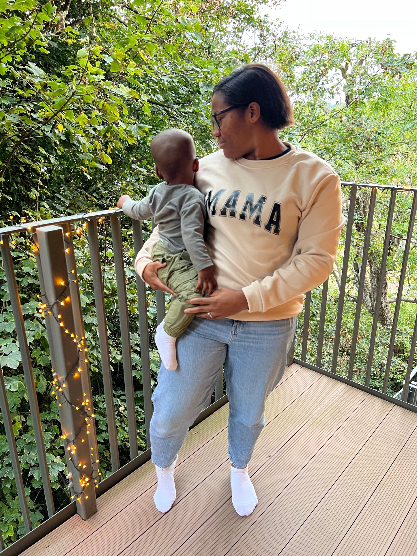 MAMA Sweatshirt - Neutral